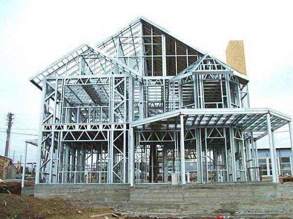 福建钢结构建筑的腐蚀问题应该如何预防
